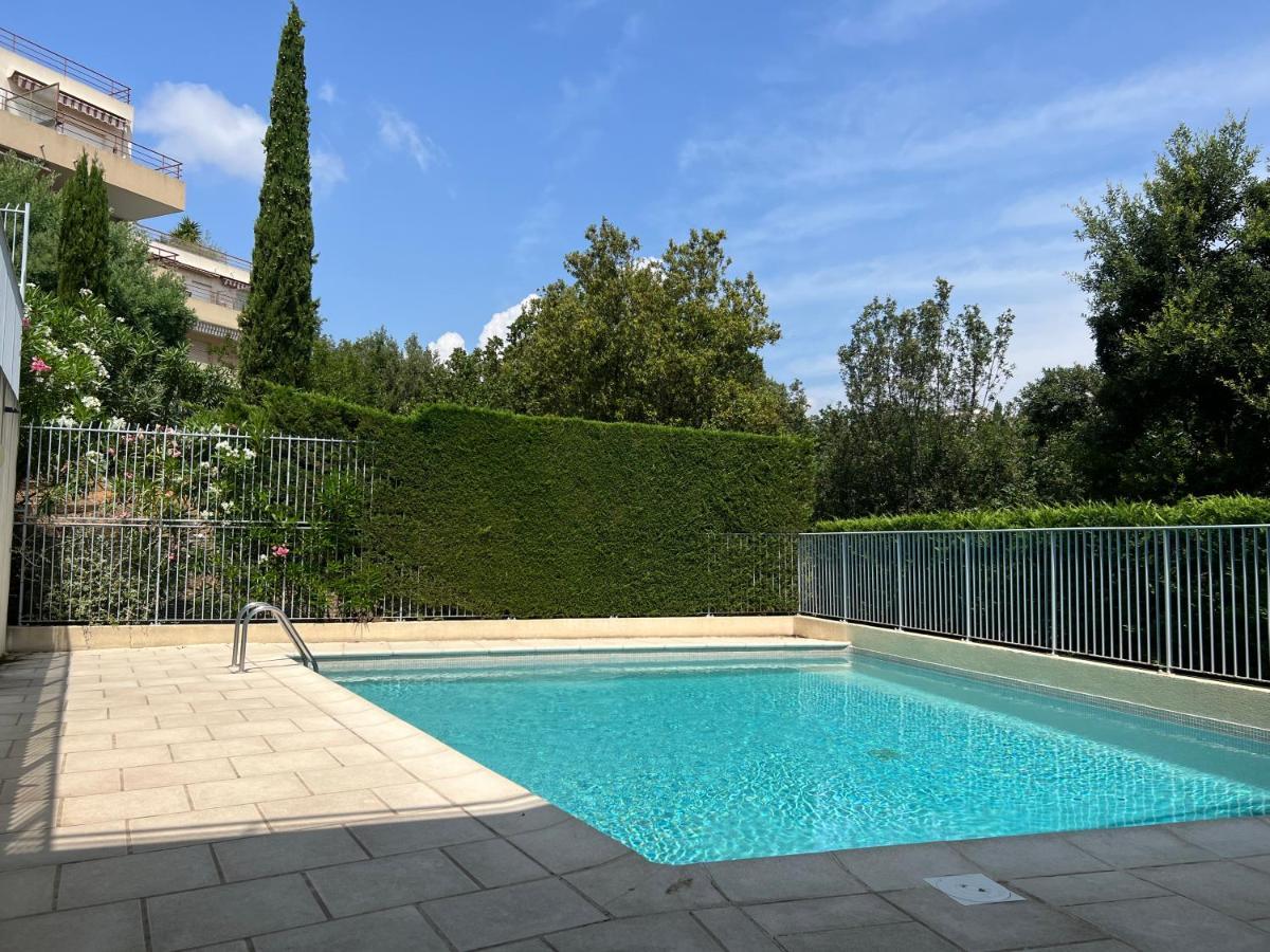 La Villa Ondine - Spacieux Appartement Sur Les Collines Nicoises - Piscine - 2 Parkings - Clim - Wifi Nisa Exterior foto